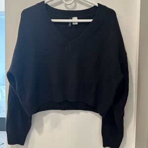 H&M Black Cropped Sweater
